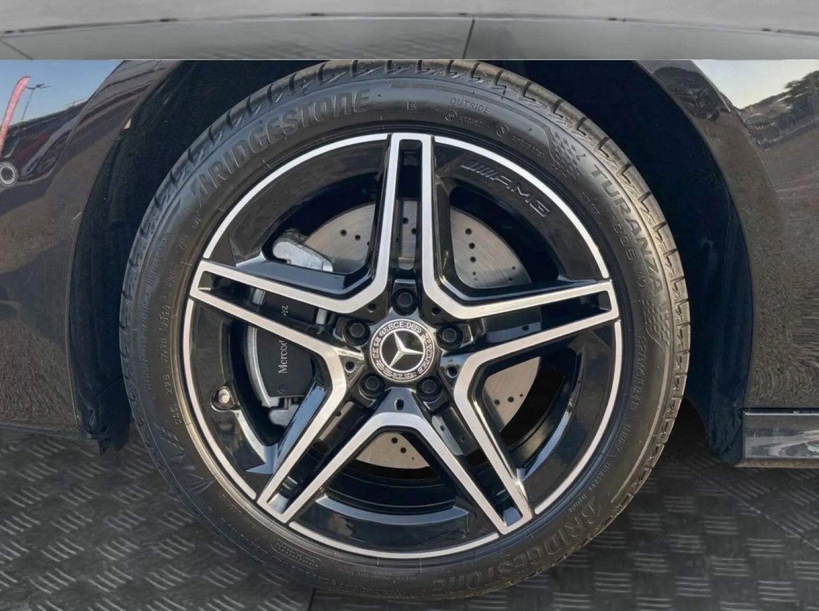 Acheter une mercedes CLA Coupé 250 e Hybrid EQ 8G-DCT d’occasion avec 12631km disponible immédiatement - photo 14