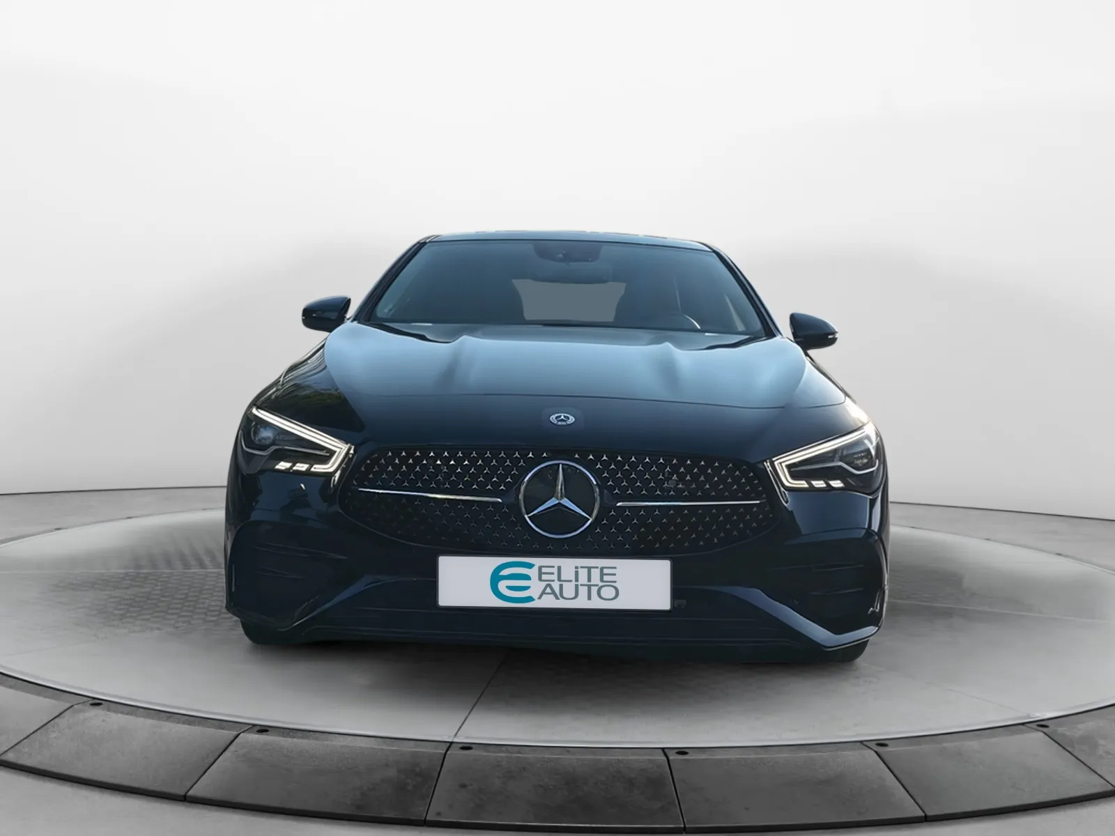 Acheter une mercedes CLA Coupé 250 e Hybrid EQ 8G-DCT d’occasion avec 12631km disponible immédiatement - photo 8
