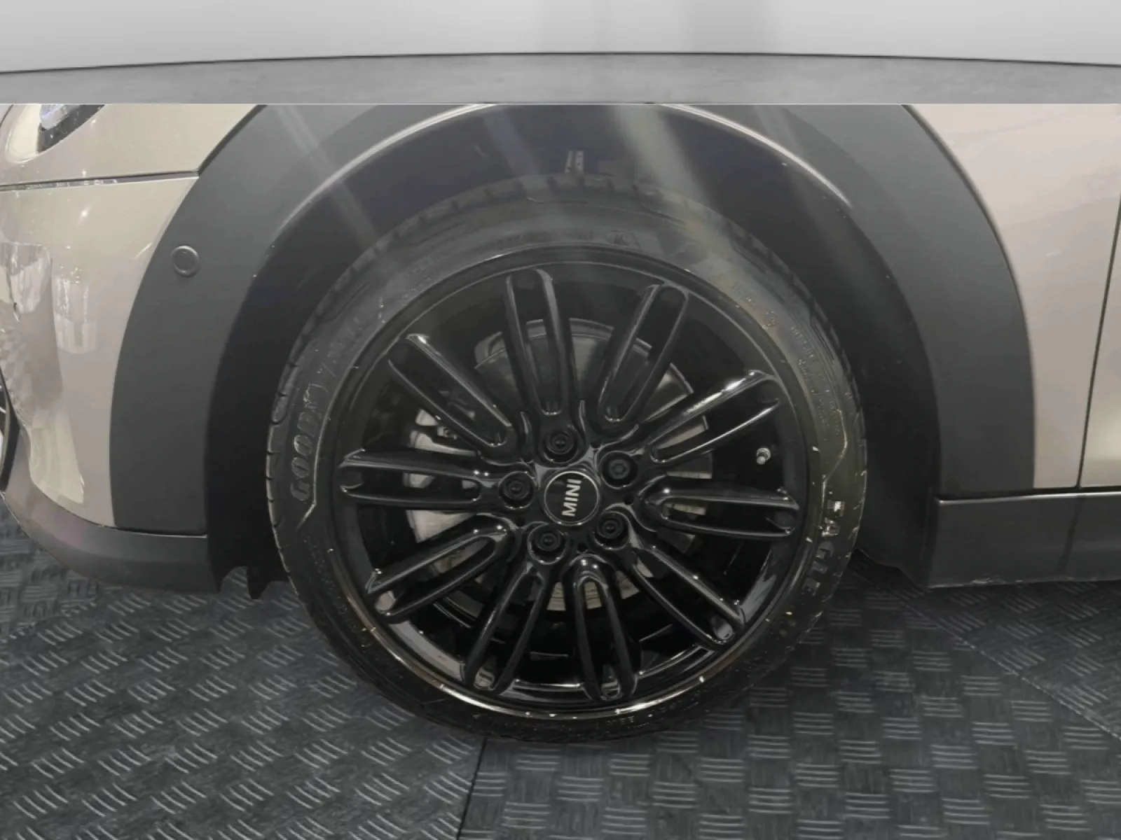 Acheter une mini Hatch 5 Portes Cooper S 178 ch DKG7 d’occasion avec 17226km disponible immédiatement - photo 14