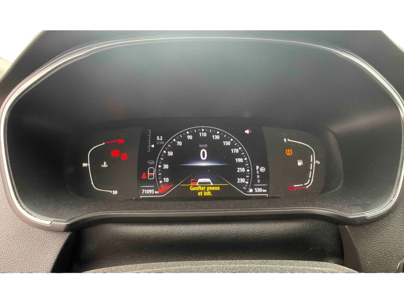 Acheter une renault Megane IV Berline Blue dCi 115 EDC d’occasion avec 71220km disponible immédiatement - photo 17