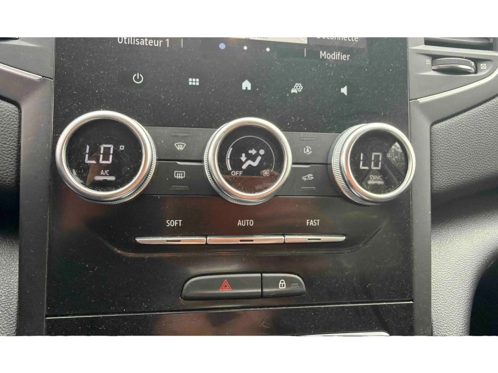 Acheter une renault Megane IV Berline Blue dCi 115 EDC d’occasion avec 71220km disponible immédiatement - photo 20