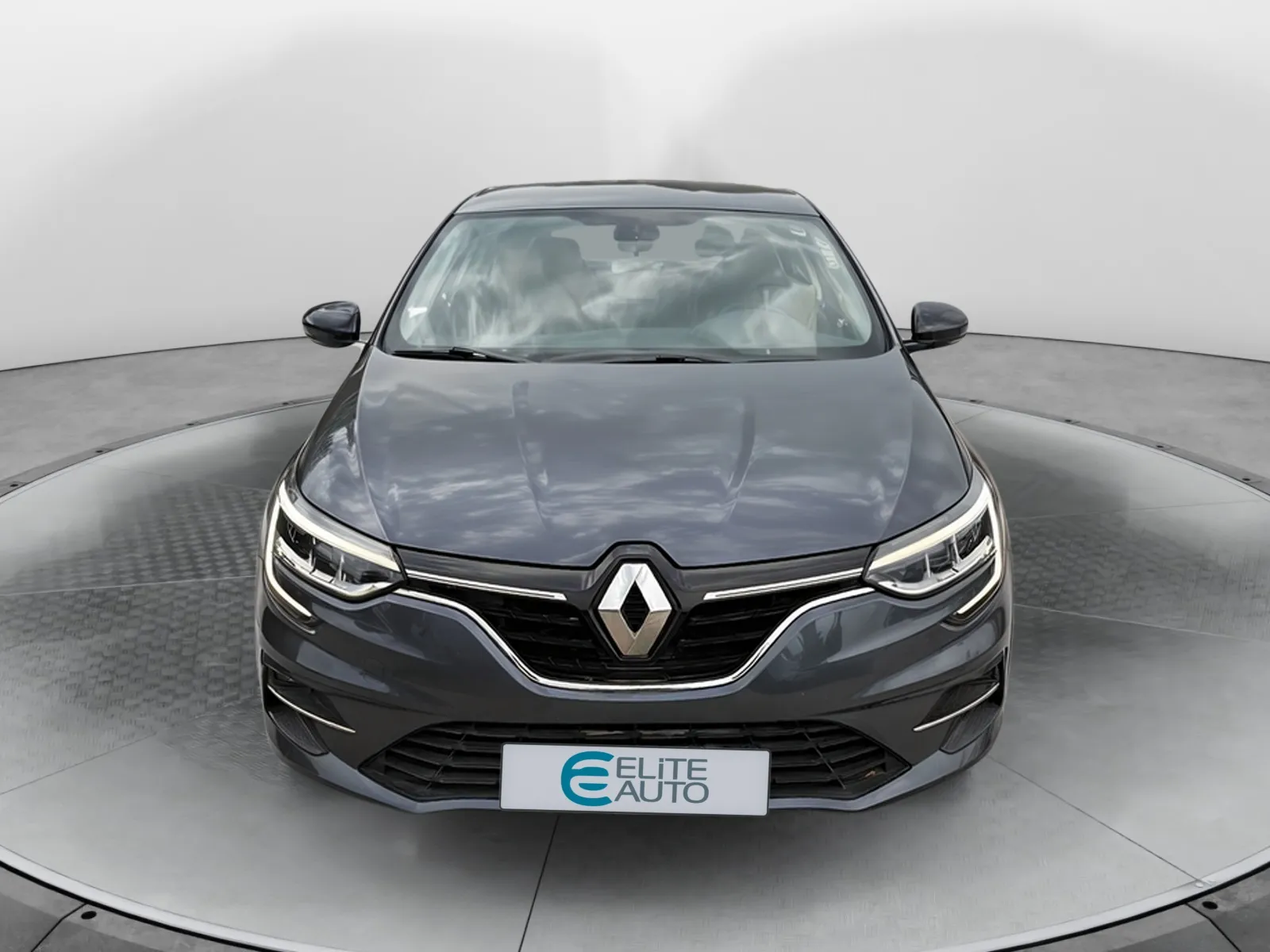 Acheter une renault Megane IV Berline Blue dCi 115 EDC d’occasion avec 71220km disponible immédiatement - photo 8