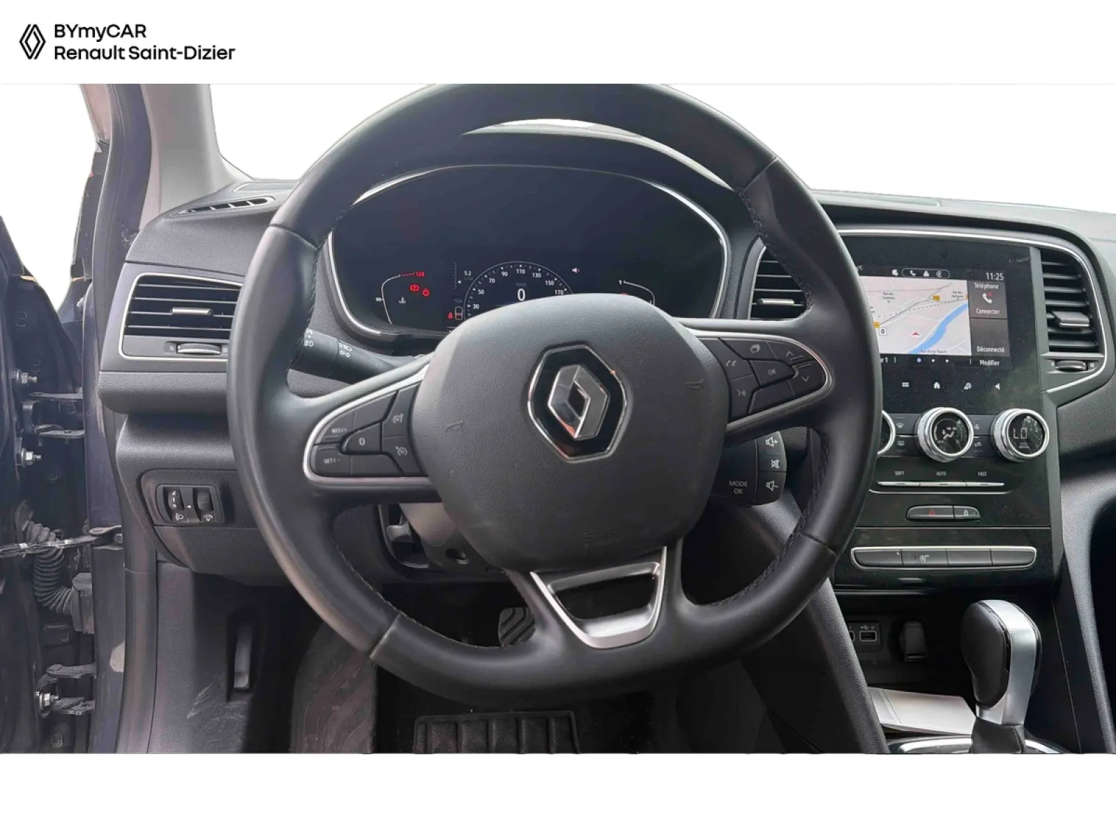 Acheter une renault Megane IV Berline Blue dCi 115 EDC d’occasion avec 71220km disponible immédiatement - photo 10