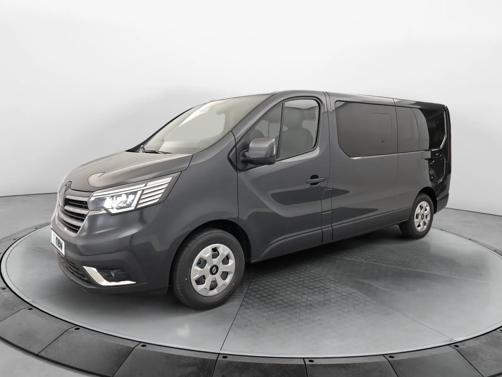 Acheter une renault Trafic  TPMR Blue dCi 150 d’occasion avec 6344km disponible immédiatement - photo 2