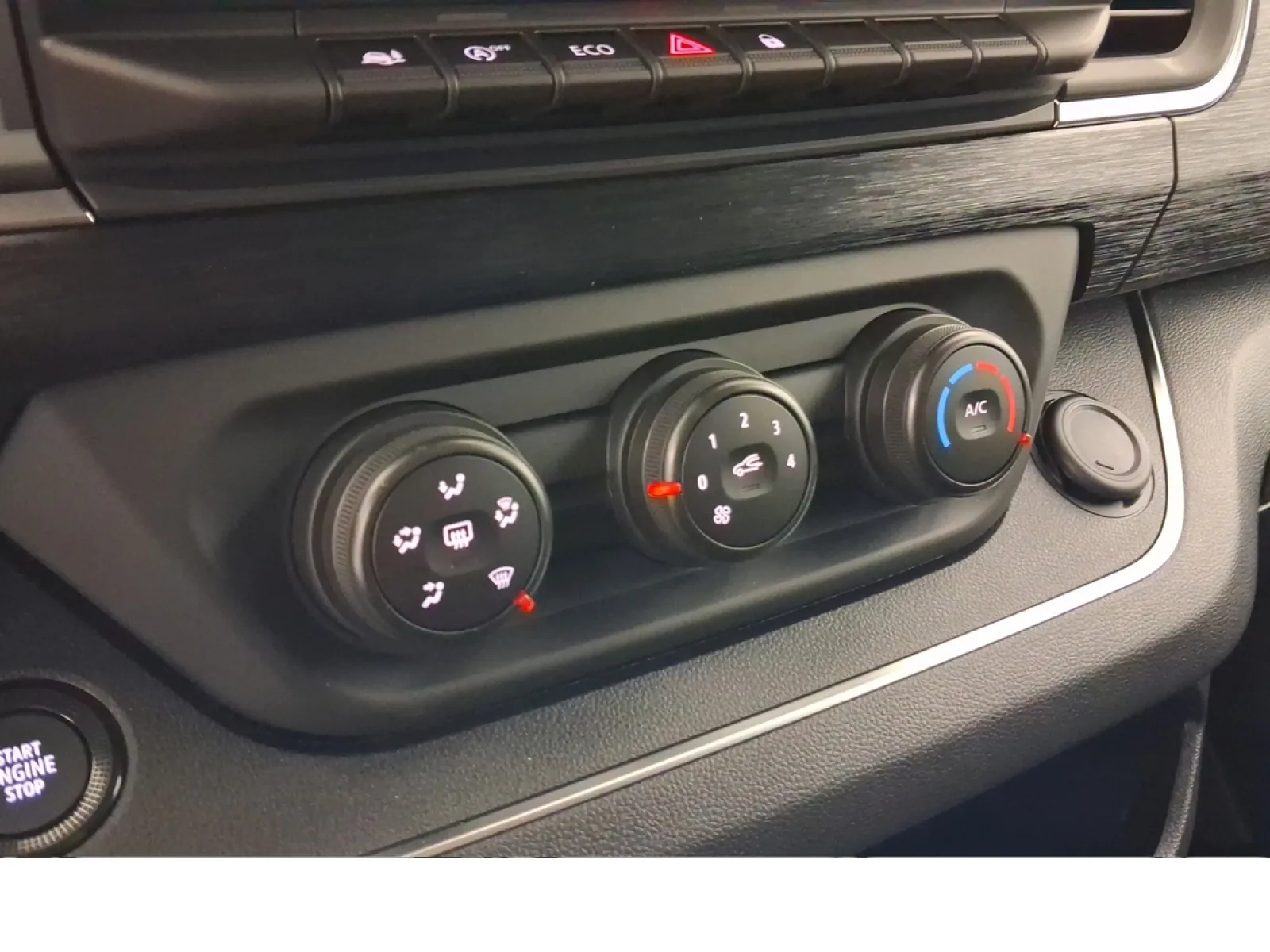 Acheter une renault Trafic  TPMR Blue dCi 150 d’occasion avec 6344km disponible immédiatement - photo 21