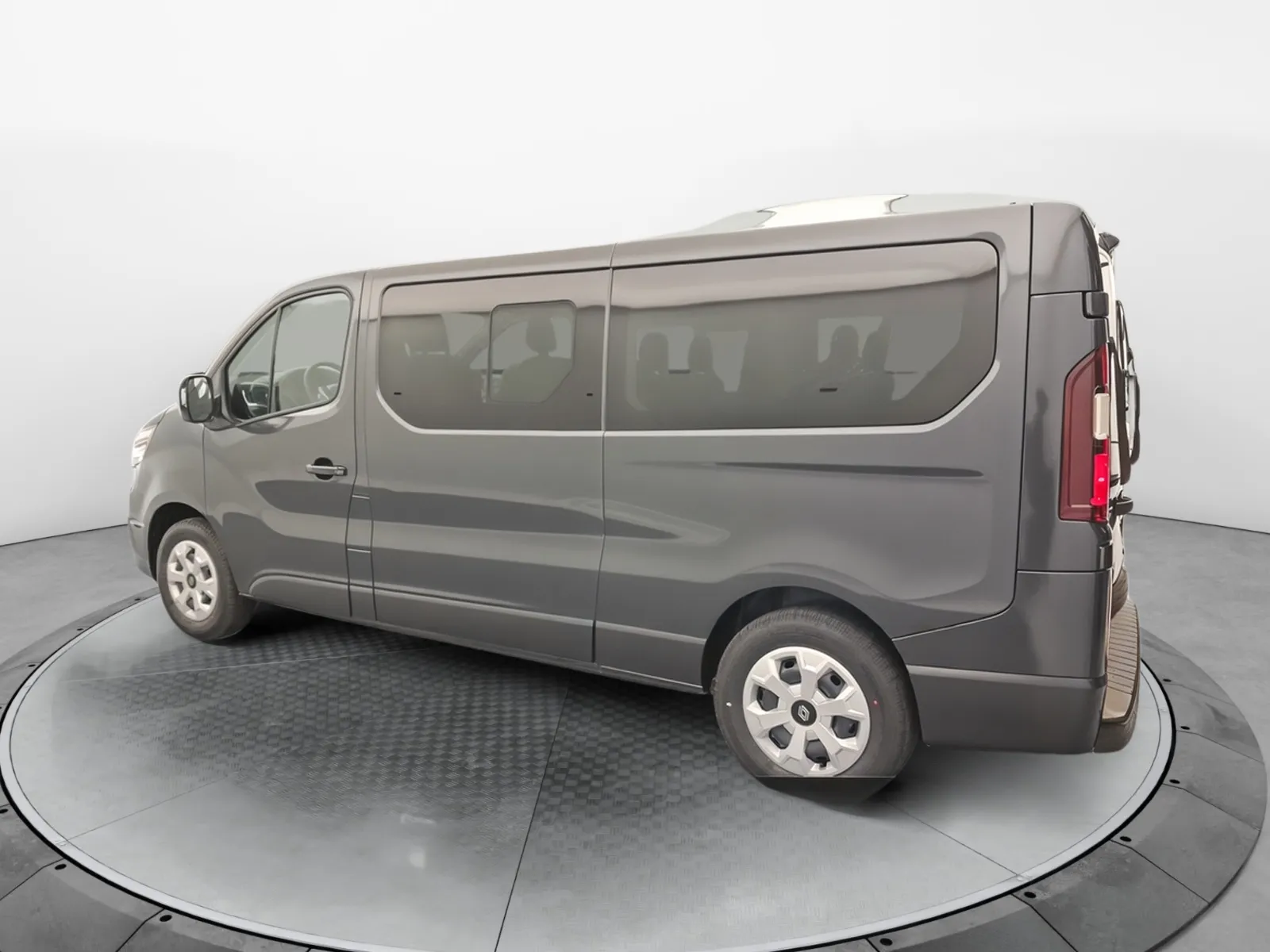 Acheter une renault Trafic  TPMR Blue dCi 150 d’occasion avec 6344km disponible immédiatement - photo 3