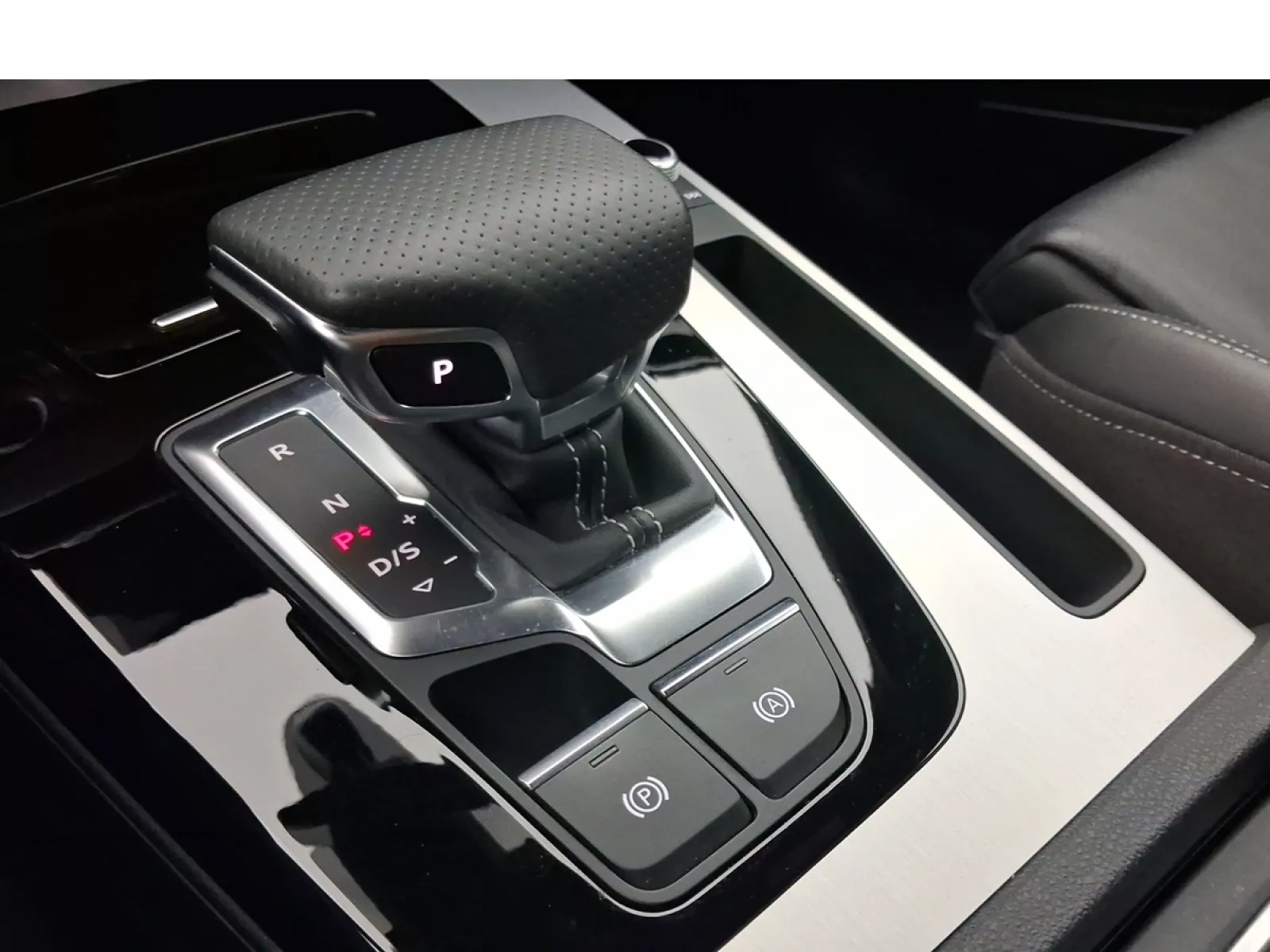 Acheter une audi Q5 Sportback 55 TFSIe 367 S tronic 7 Quattro d’occasion avec 51308km disponible immédiatement - photo 15