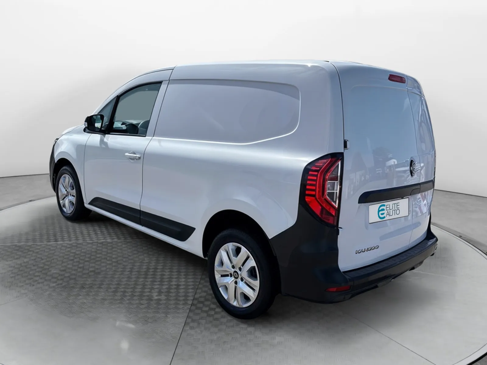 Acheter une renault KANGOO VAN FG TOLE BLUE DCI 95 L1 GSR2 d’occasion avec 33932km disponible immédiatement - photo 3