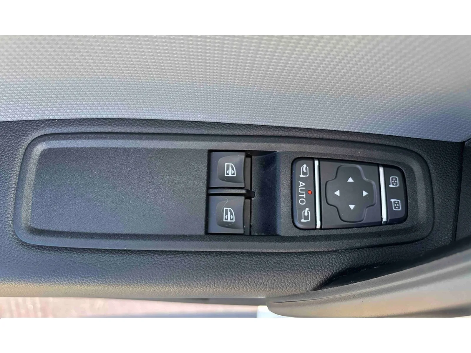 Acheter une renault KANGOO VAN FG TOLE BLUE DCI 95 L1 GSR2 d’occasion avec 33932km disponible immédiatement - photo 17