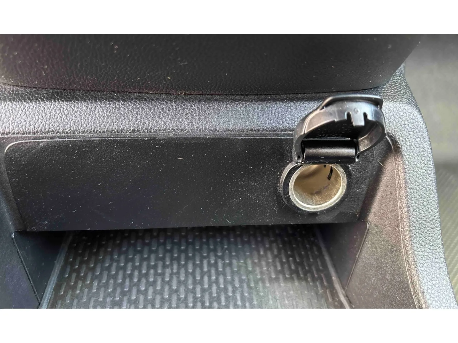 Acheter une renault KANGOO VAN FG TOLE BLUE DCI 95 L1 GSR2 d’occasion avec 33932km disponible immédiatement - photo 20