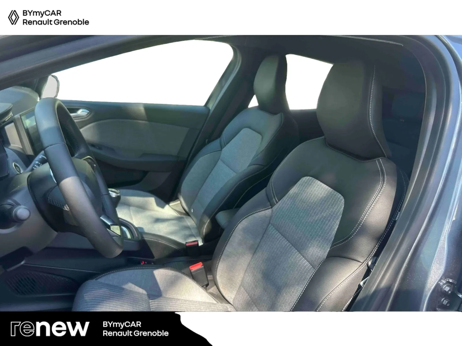 Acheter une renault Clio Eco-G 100 ch GSR2 d’occasion avec 2365km disponible immédiatement - photo 11