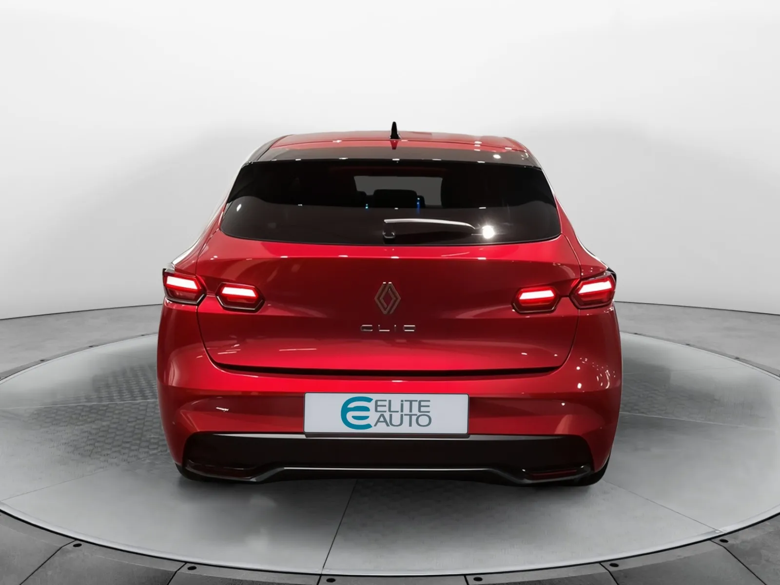 Acheter une renault Clio TCe 115 ch EDC d’occasion avec 10km disponible immédiatement - photo 4