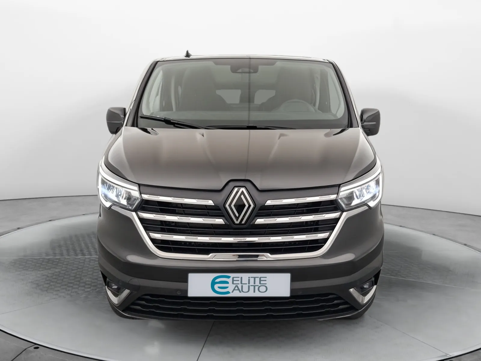 Acheter une renault Trafic Blue dCi 150 d’occasion avec 10km disponible immédiatement - photo 8