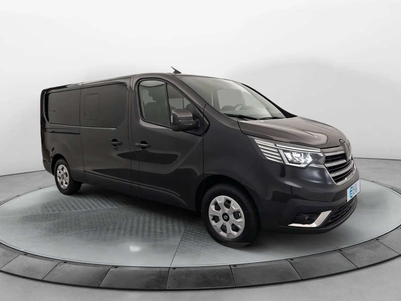 Acheter une renault Trafic Blue dCi 150 d’occasion avec 10km disponible immédiatement - photo 6