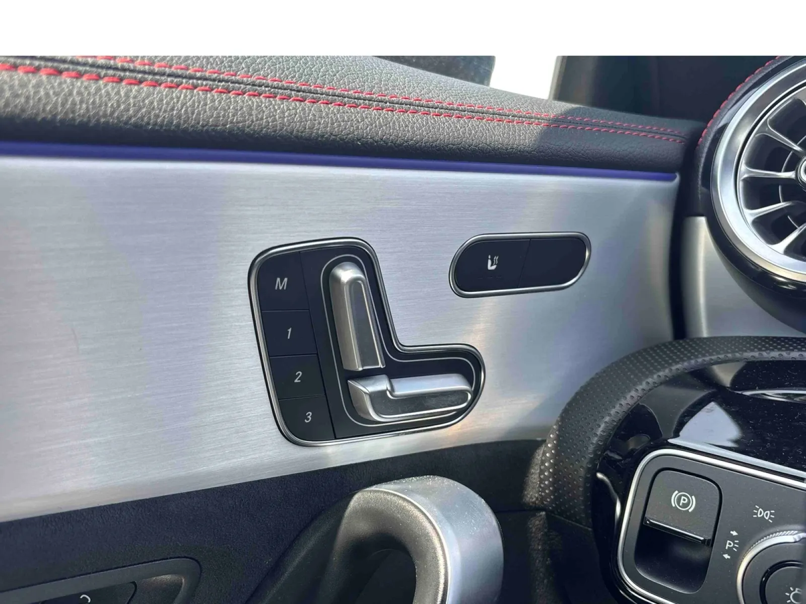 Acheter une mercedes CLA Coupé 250 e 8G-DCT d’occasion avec 64998km disponible immédiatement - photo 30