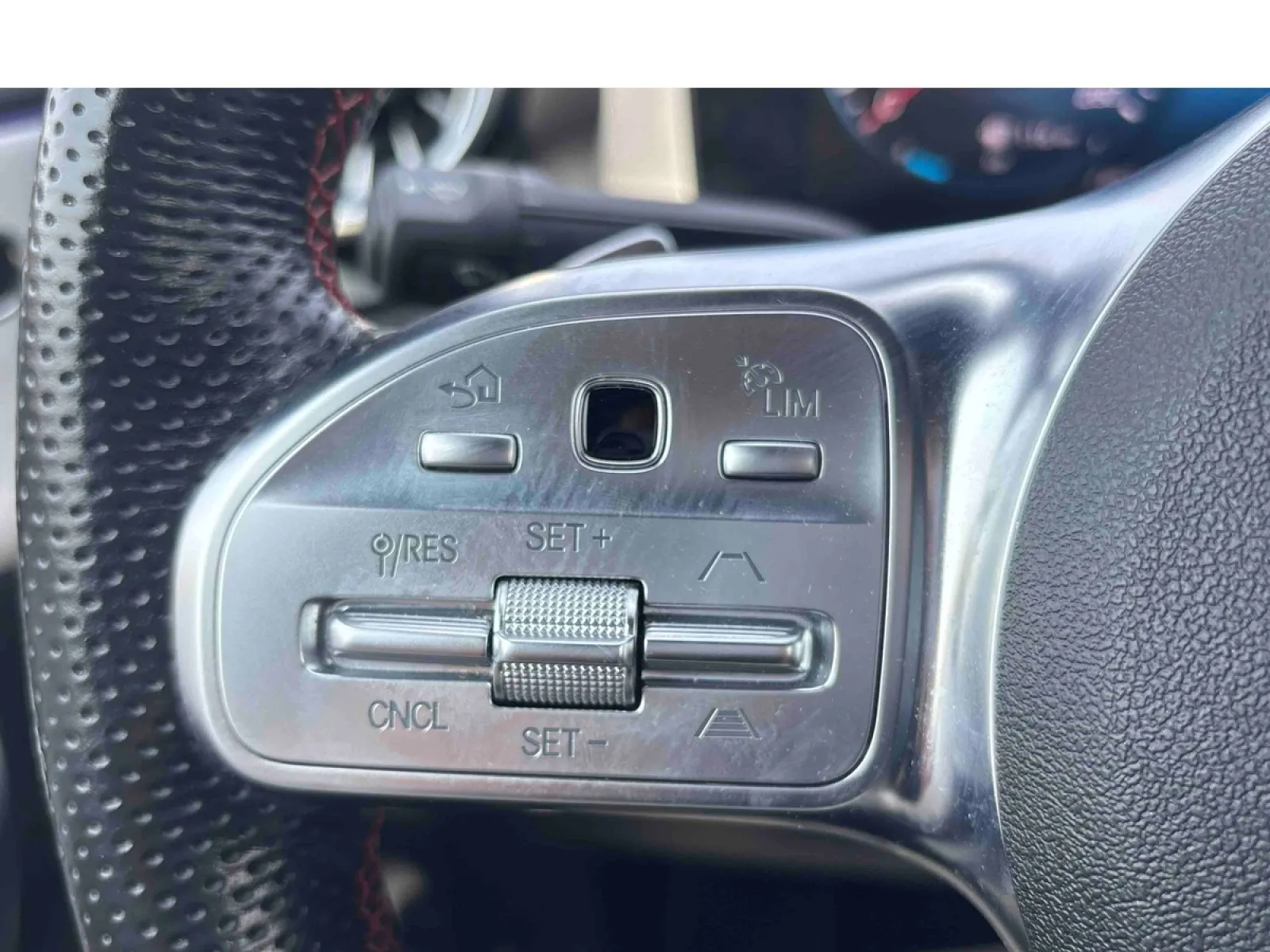 Acheter une mercedes CLA Coupé 250 e 8G-DCT d’occasion avec 64998km disponible immédiatement - photo 33