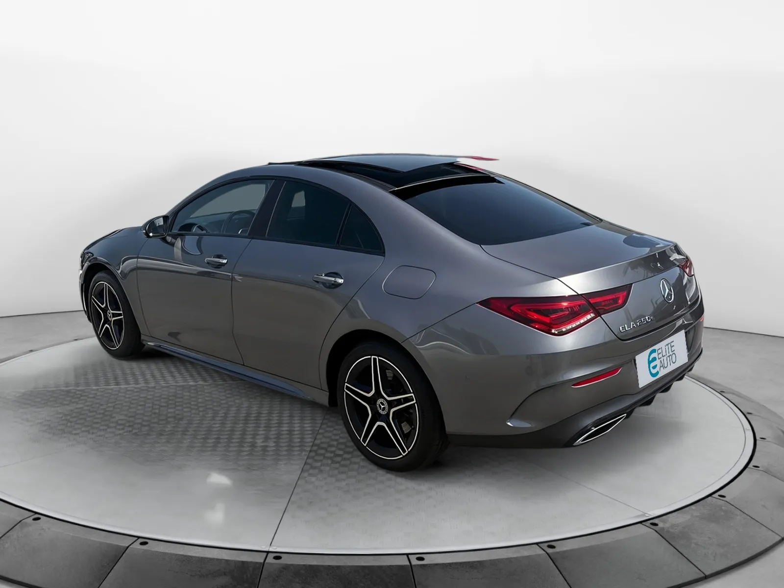 Acheter une mercedes CLA Coupé 250 e 8G-DCT d’occasion avec 64998km disponible immédiatement - photo 3