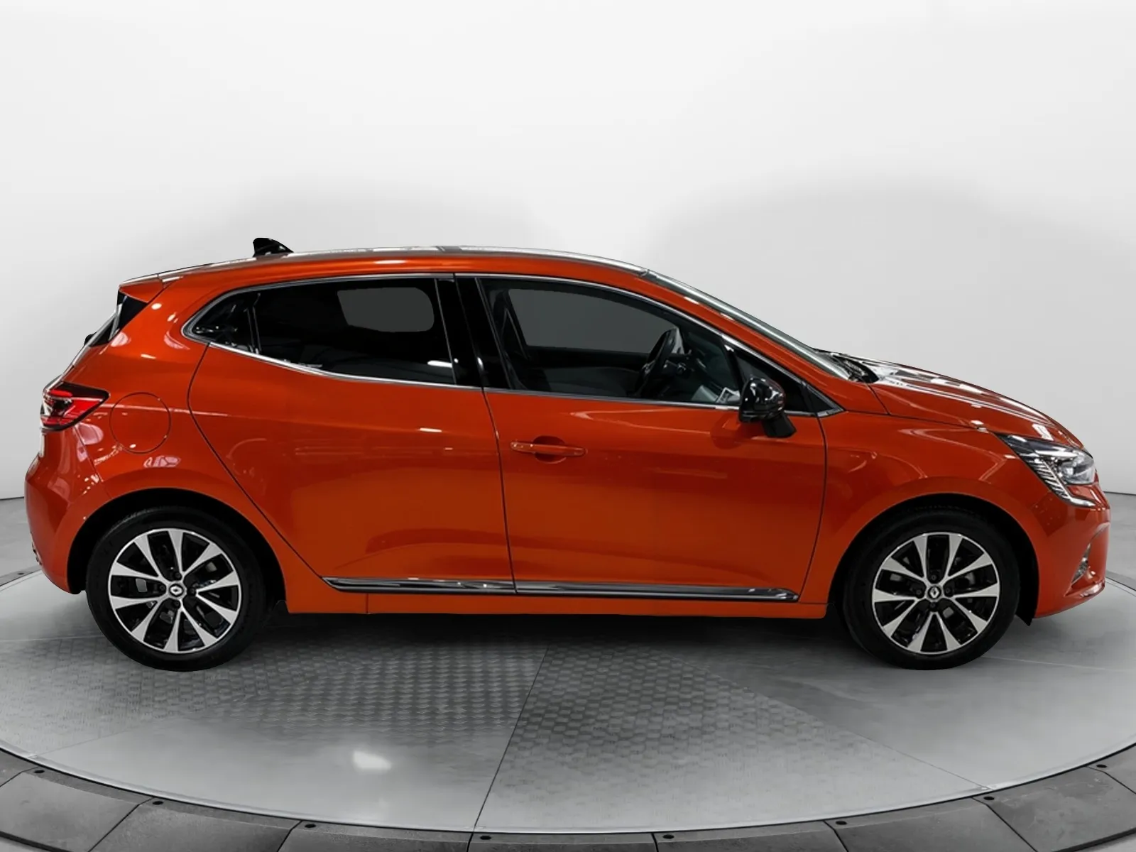 Acheter une renault Clio E-Tech full hybrid 145 d’occasion avec 82937km disponible immédiatement - photo 6