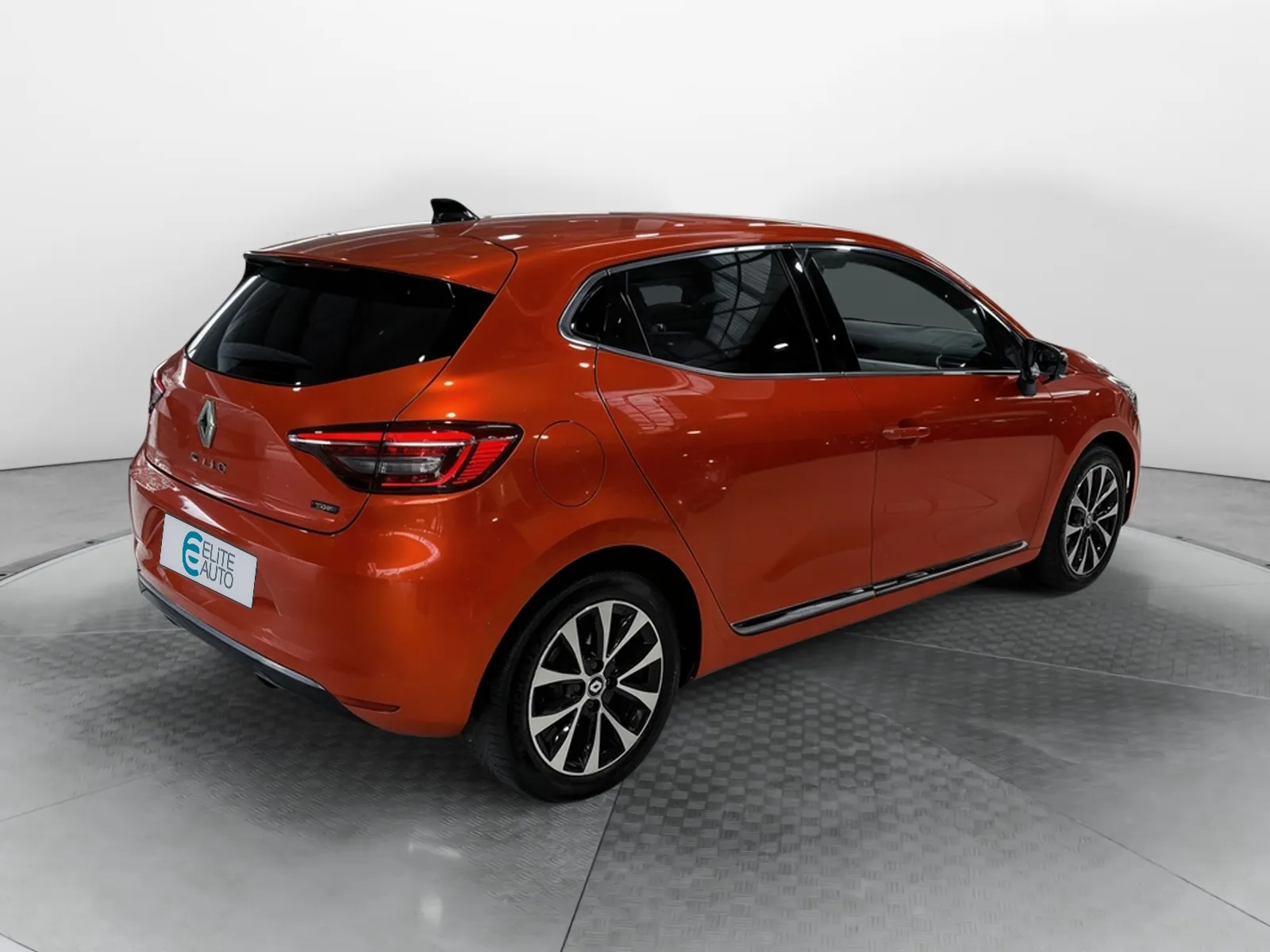 Acheter une renault Clio E-Tech full hybrid 145 d’occasion avec 82937km disponible immédiatement - photo 5