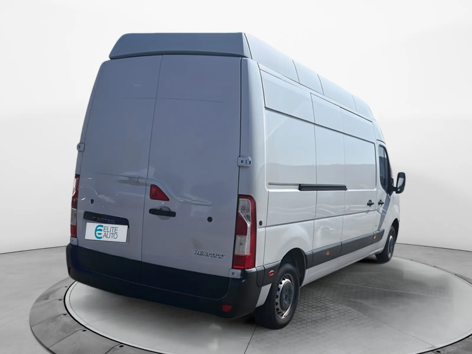 Acheter une renault MASTER FGN TRAC F3500 L3H3 BLUE DCI 135 d’occasion avec 34450km disponible immédiatement - photo 5