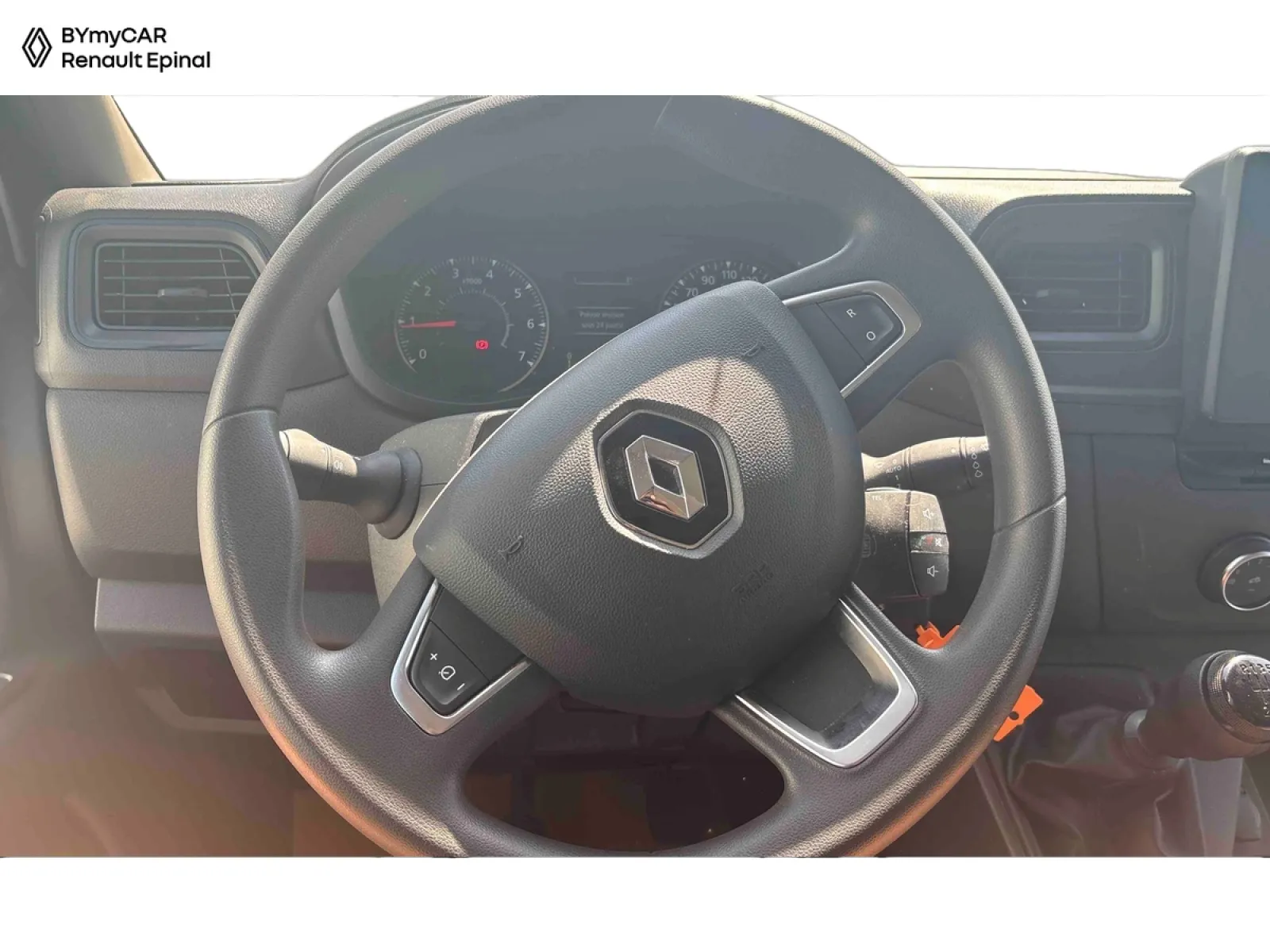 Acheter une renault MASTER FGN TRAC F3500 L3H3 BLUE DCI 135 d’occasion avec 34450km disponible immédiatement - photo 10