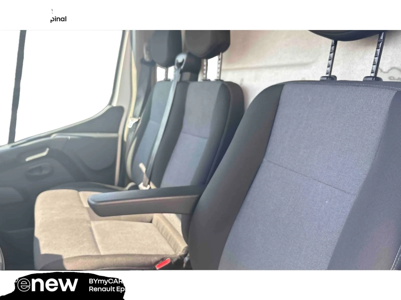 Acheter une renault MASTER FGN TRAC F3500 L3H3 BLUE DCI 135 d’occasion avec 34450km disponible immédiatement - photo 11