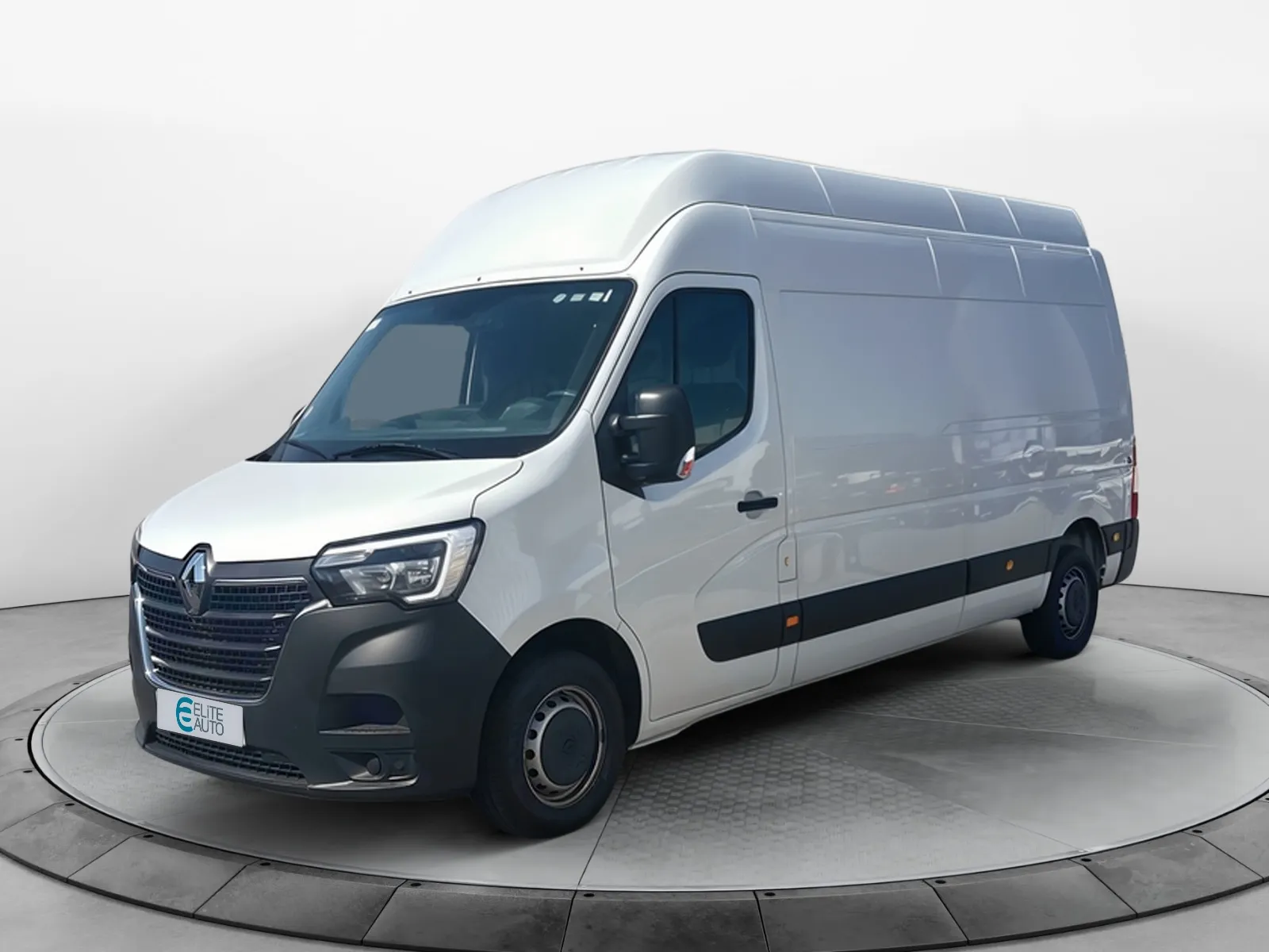Acheter une renault MASTER FGN TRAC F3500 L3H3 BLUE DCI 135 d’occasion avec 34450km disponible immédiatement - photo 1