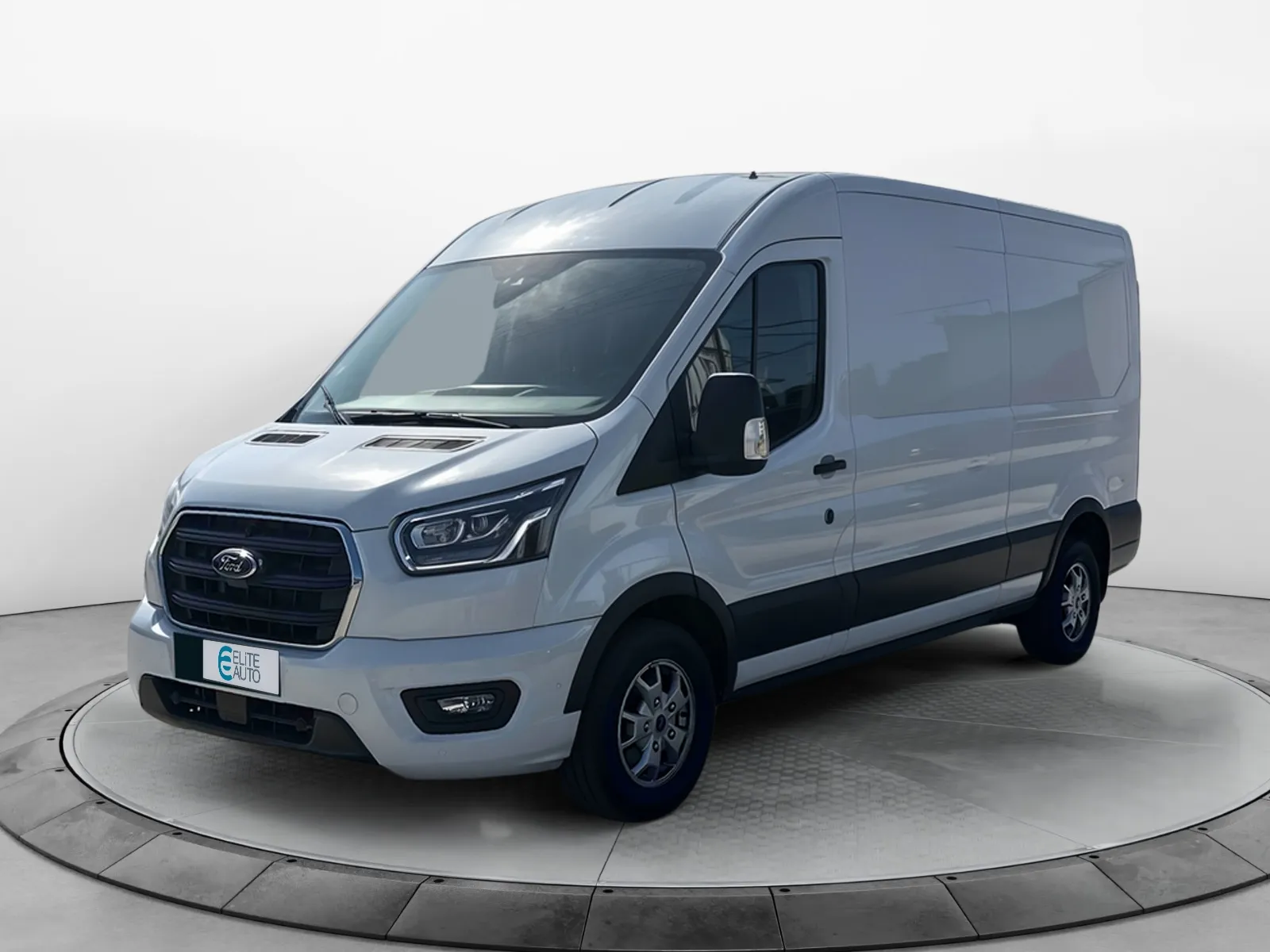 Acheter une ford TRANSIT FGN T350 L3H2 2.0 ECOBLUE 170 S&S BVA d’occasion avec 52443km disponible immédiatement - photo 1
