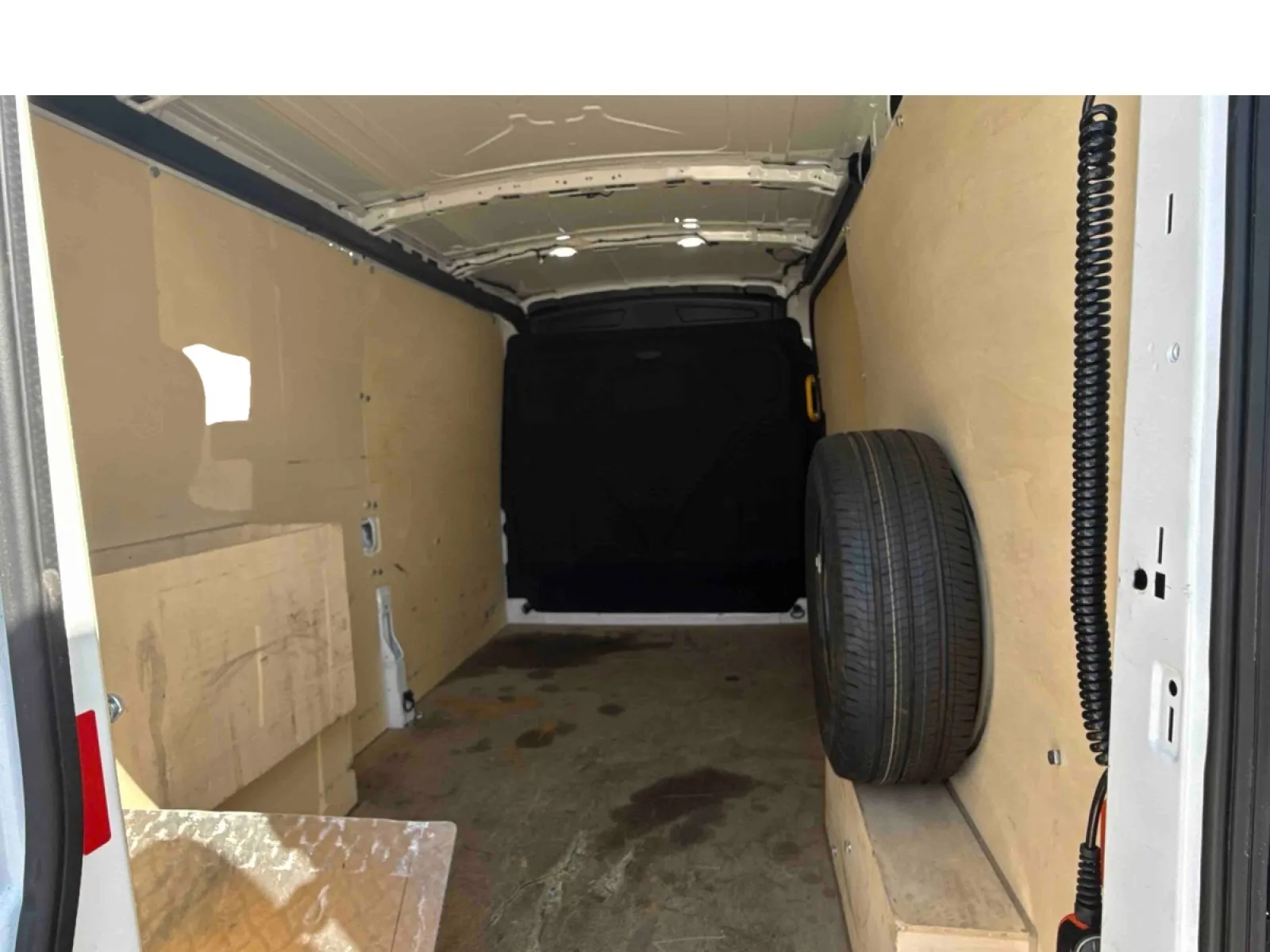 Acheter une ford TRANSIT FGN T350 L3H2 2.0 ECOBLUE 170 S&S BVA d’occasion avec 52443km disponible immédiatement - photo 12