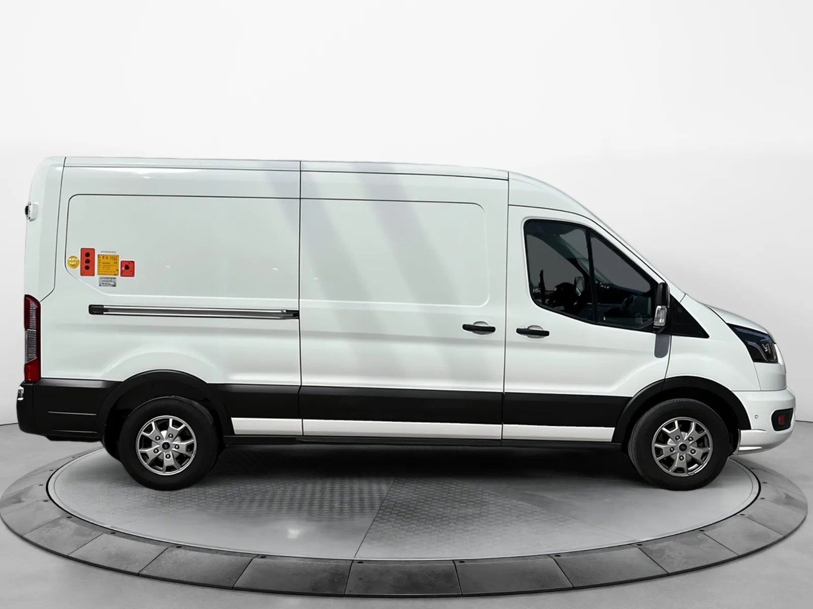 Acheter une ford TRANSIT FGN T350 L3H2 2.0 ECOBLUE 170 S&S BVA d’occasion avec 52443km disponible immédiatement - photo 6