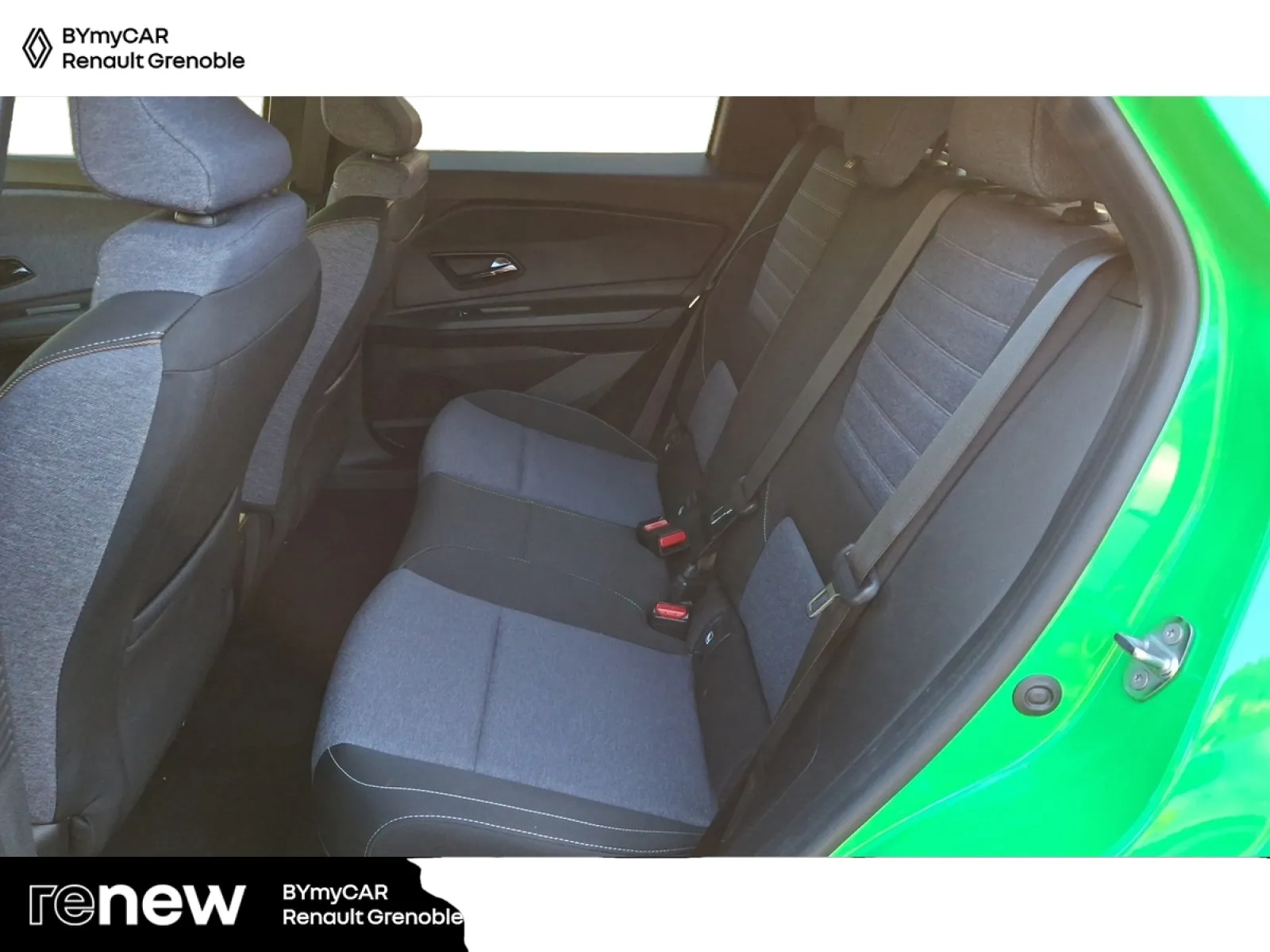 Acheter une renault Renault 5 E-Tech Electrique 150 ch autonomie confort d’occasion avec 7500km disponible immédiatement - photo 12