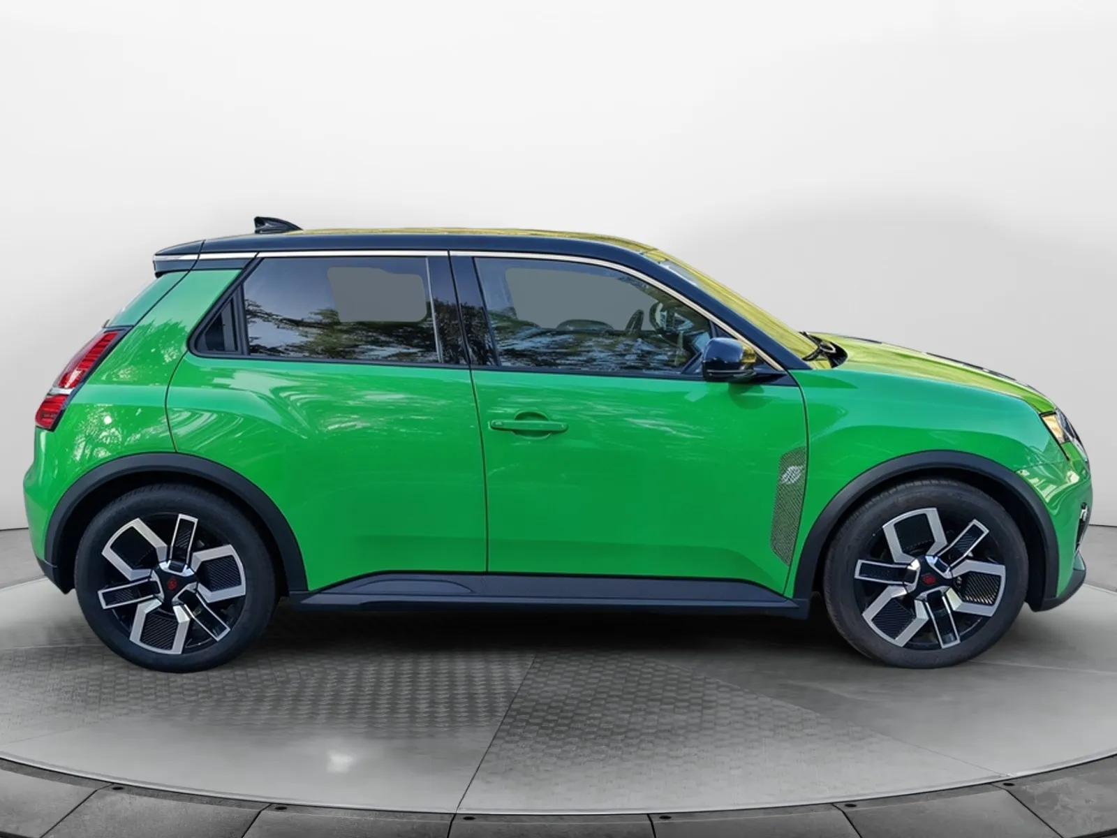 Acheter une renault Renault 5 E-Tech Electrique 150 ch autonomie confort d’occasion avec 7500km disponible immédiatement - photo 6