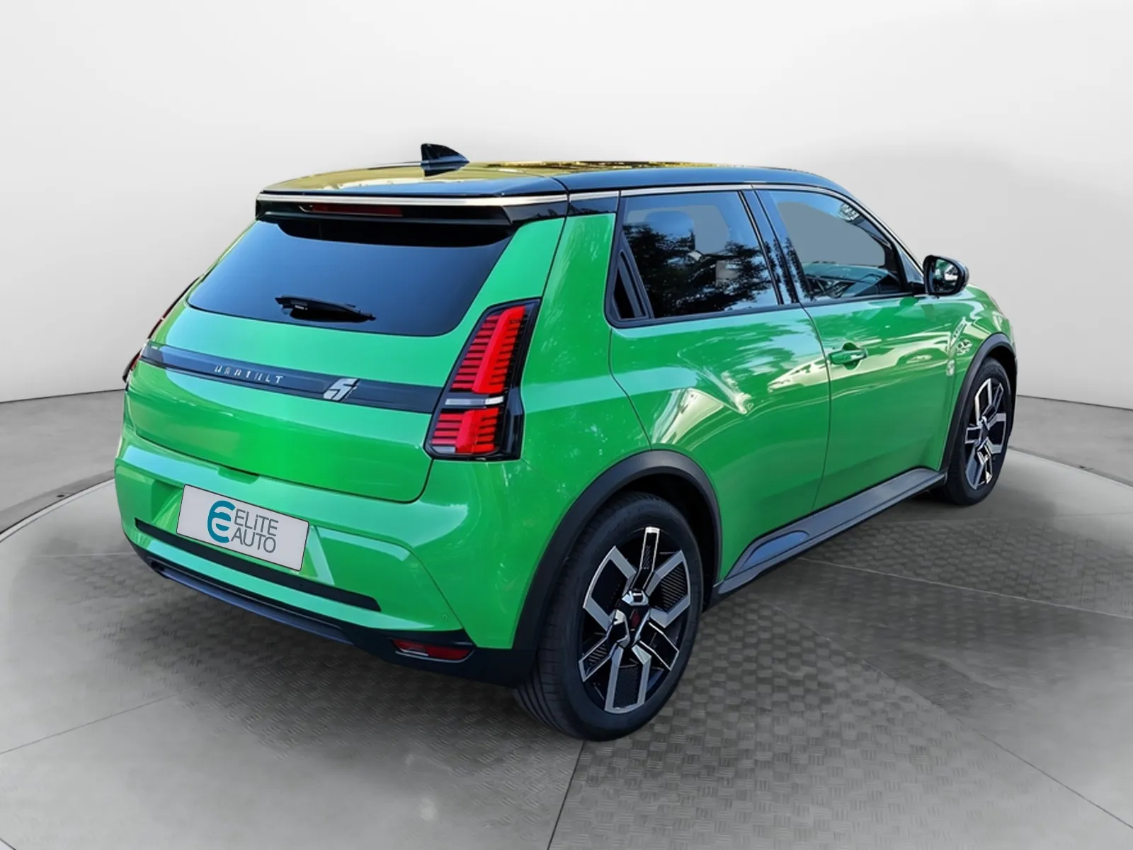 Acheter une renault Renault 5 E-Tech Electrique 150 ch autonomie confort d’occasion avec 7500km disponible immédiatement - photo 5