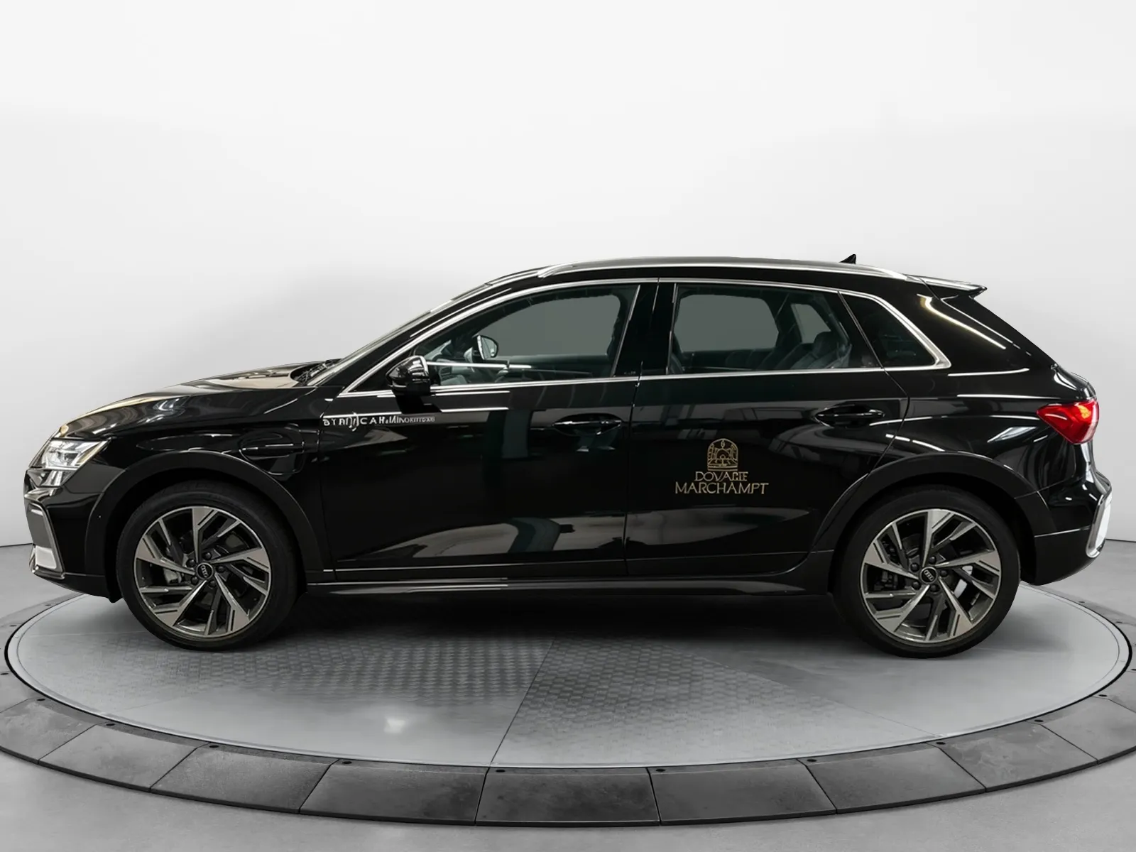 Acheter une audi A3 Allstreet 40 TFSI e Hybride rechargeable 204 S tronic 6 d’occasion avec 19900km disponible immédiatement - photo 2