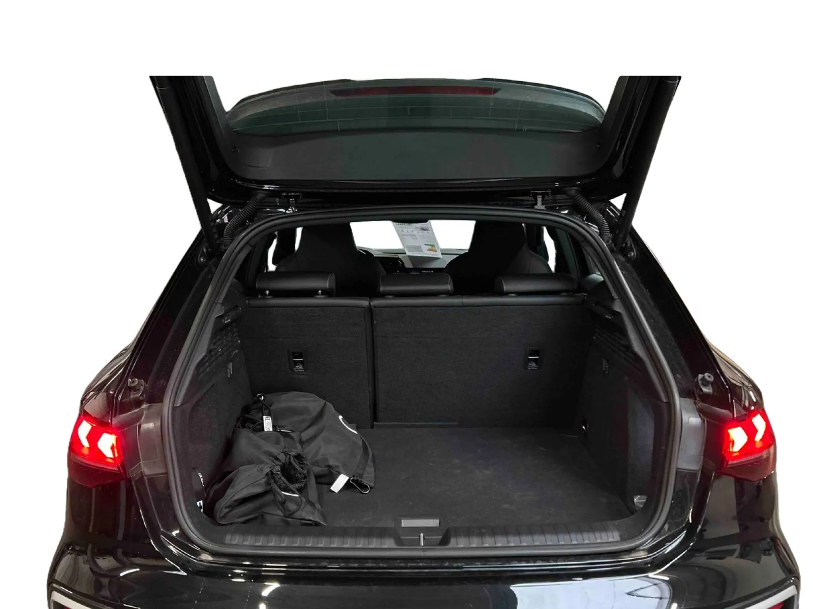 Acheter une audi A3 Allstreet 40 TFSI e Hybride rechargeable 204 S tronic 6 d’occasion avec 19900km disponible immédiatement - photo 13