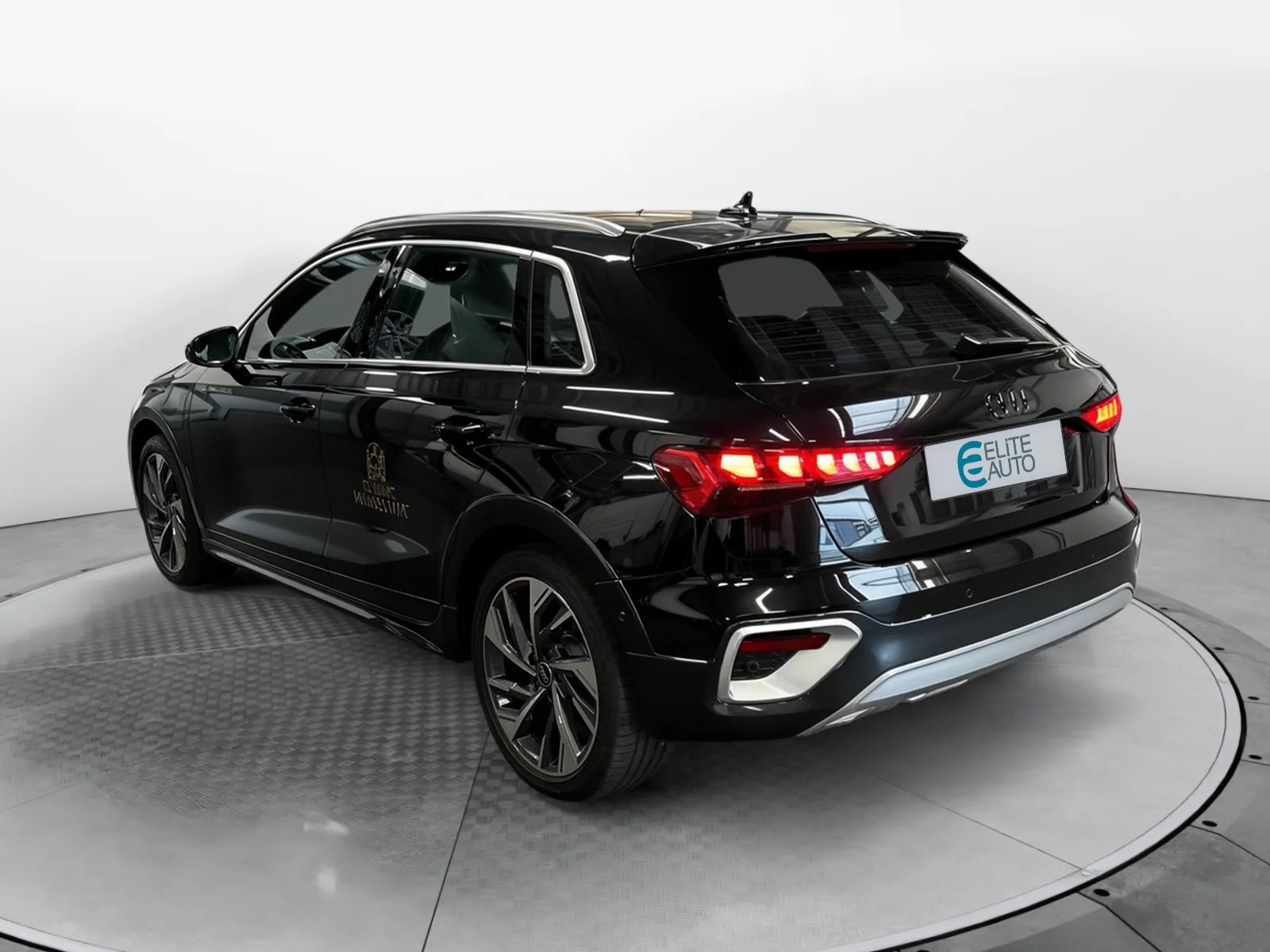 Acheter une audi A3 Allstreet 40 TFSI e Hybride rechargeable 204 S tronic 6 d’occasion avec 19900km disponible immédiatement - photo 3