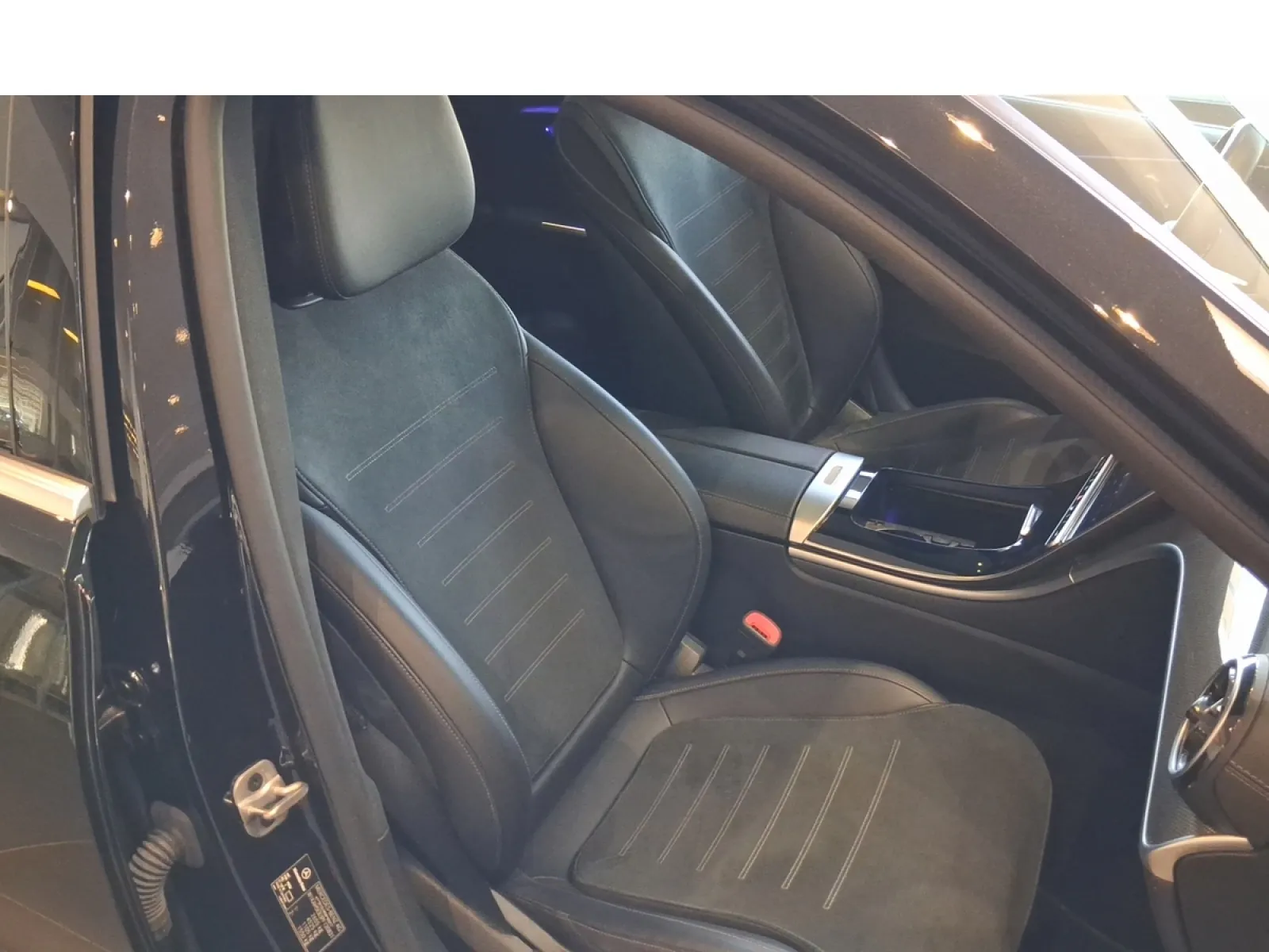 Acheter une mercedes Classe C Break 300 e 9G-Tronic e-Hybrid EQ d’occasion avec 33000km disponible immédiatement - photo 16