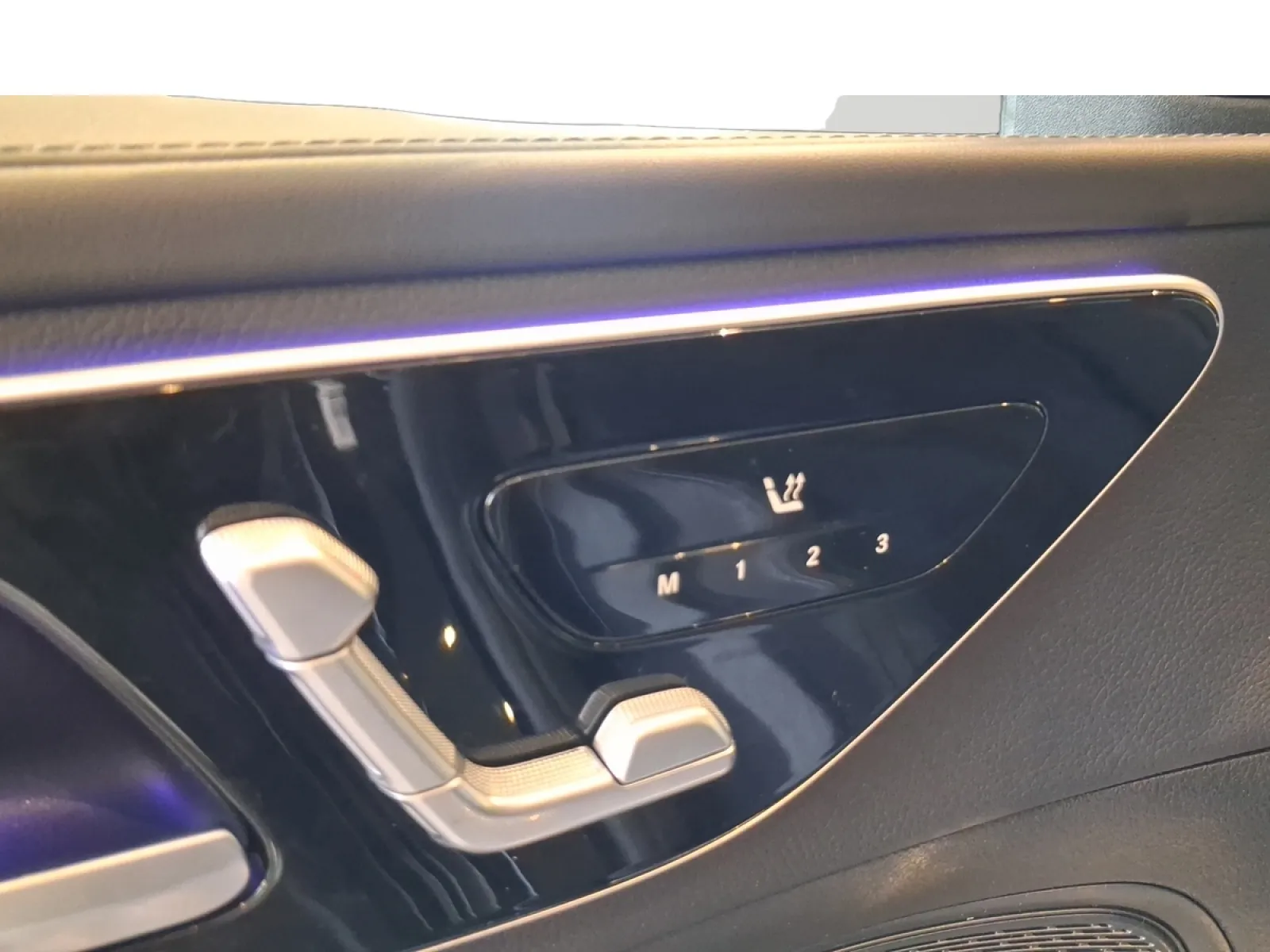 Acheter une mercedes Classe C Break 300 e 9G-Tronic e-Hybrid EQ d’occasion avec 33000km disponible immédiatement - photo 25