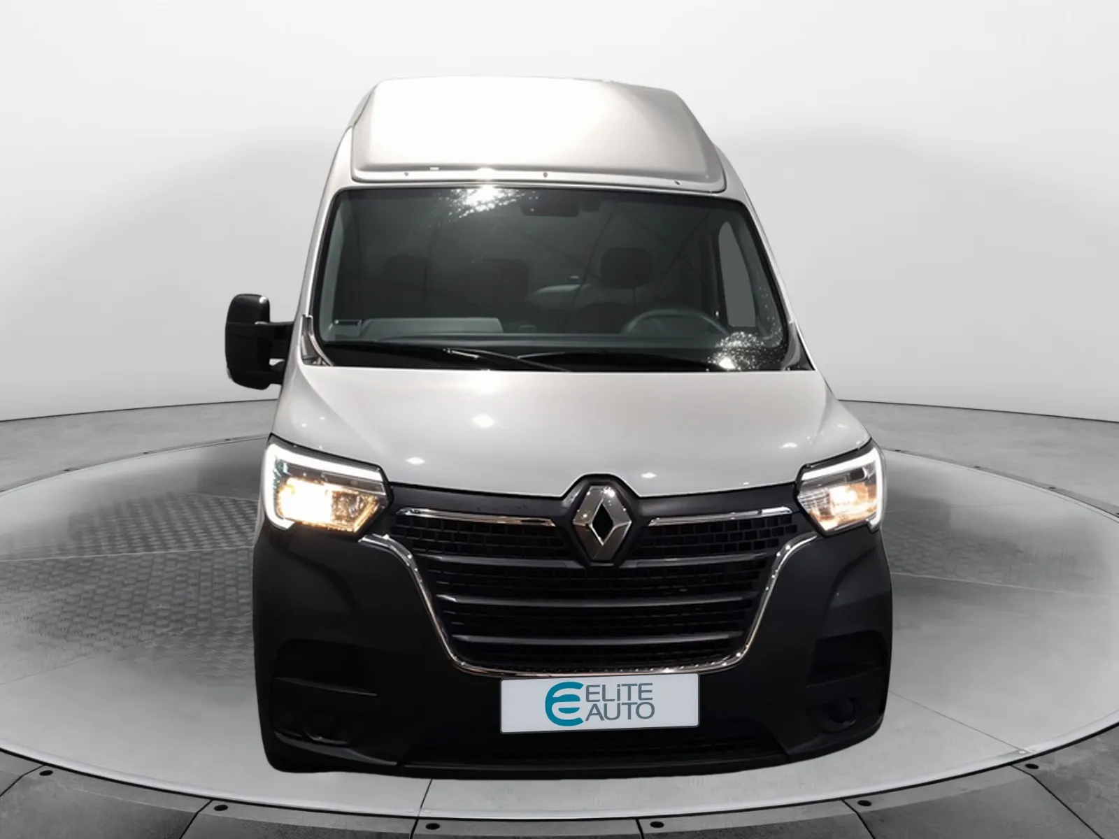 Acheter une renault MASTER FGN TRAC F3500 L3H3 BLUE DCI 135 d’occasion avec 21611km disponible immédiatement - photo 8