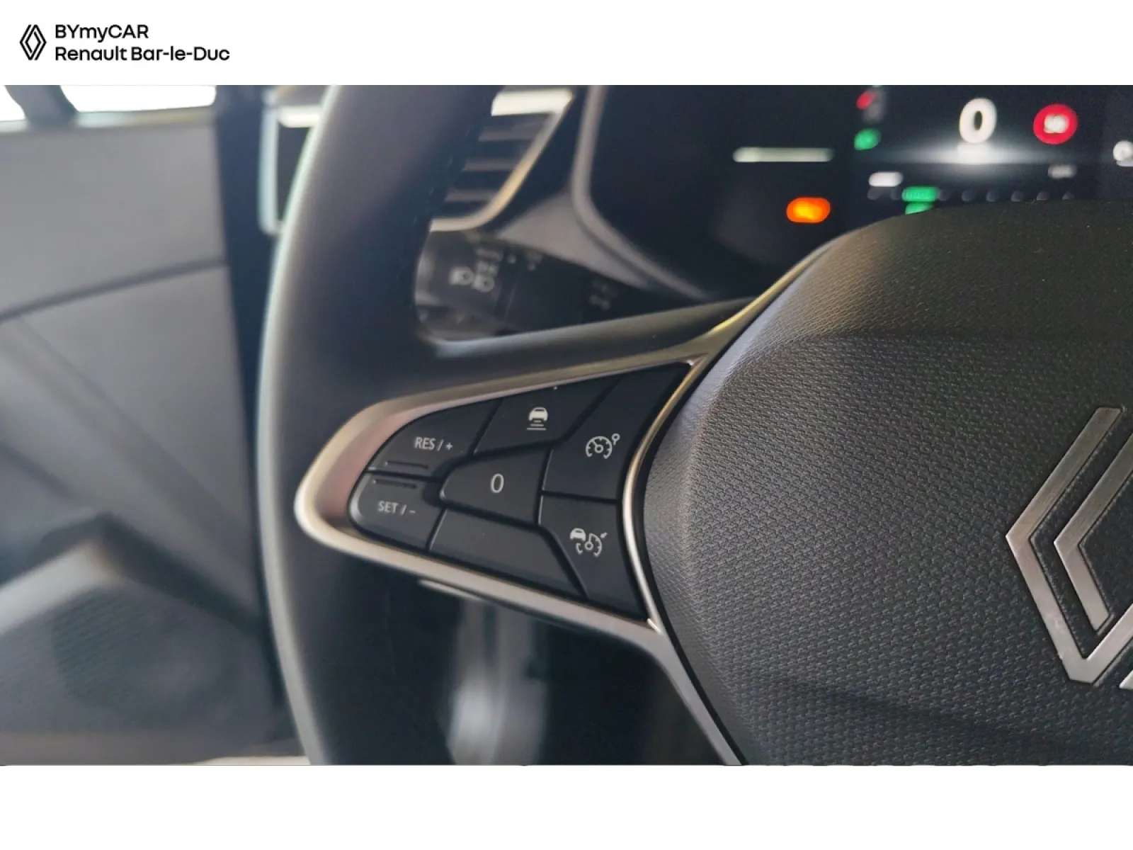 Acheter une renault Clio TCe 90 ch GSR2 d’occasion avec 15782km disponible immédiatement - photo 17