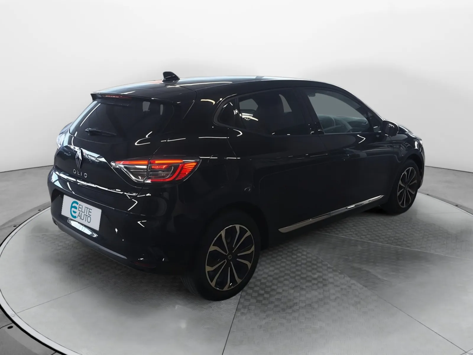 Acheter une renault Clio TCe 90 ch GSR2 d’occasion avec 15782km disponible immédiatement - photo 5