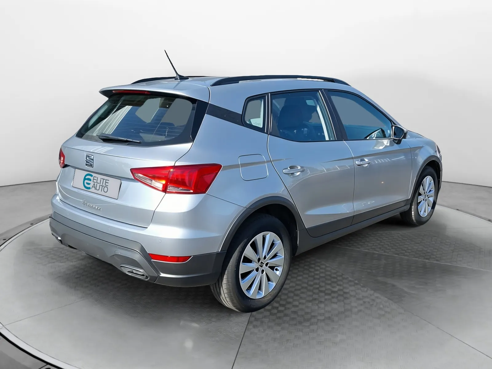 Acheter une seat Arona 1.0 TSI 95 ch Start/Stop BVM5 d’occasion avec 55011km disponible immédiatement - photo 5