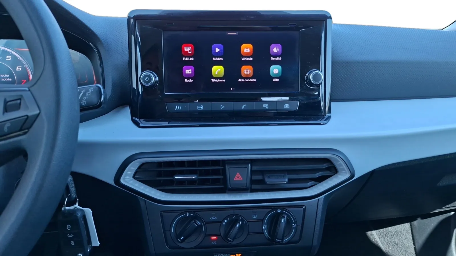 Acheter une seat Arona 1.0 TSI 95 ch Start/Stop BVM5 d’occasion avec 55011km disponible immédiatement - photo 10