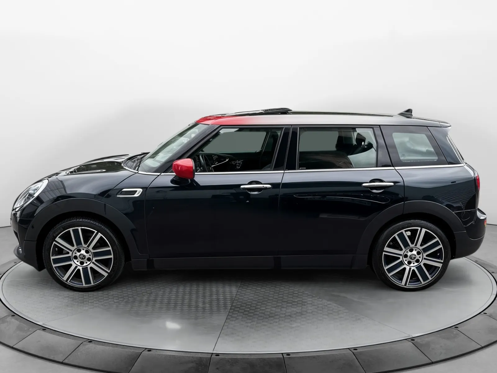 Acheter une mini Clubman Cooper 136 ch DKG7 d’occasion avec 45598km disponible immédiatement - photo 2