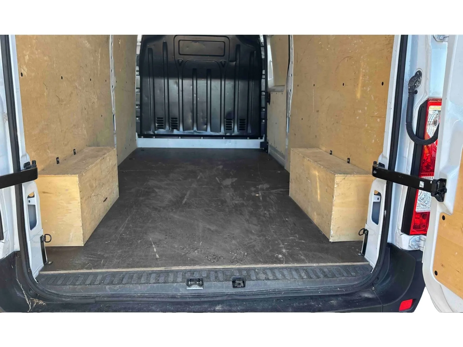 Acheter une renault MASTER FGN TRAC F3500 L3H3 BLUE DCI 135 d’occasion avec 37175km disponible immédiatement - photo 13