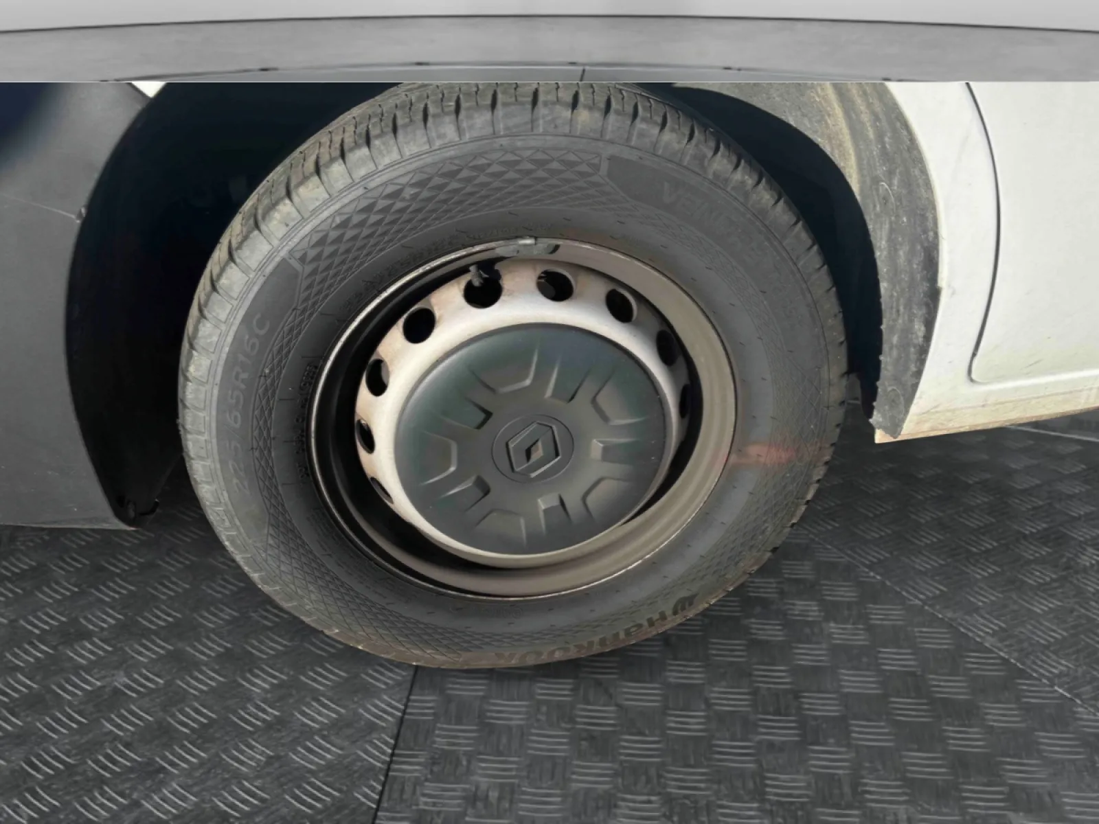 Acheter une renault MASTER FGN TRAC F3500 L3H3 BLUE DCI 135 d’occasion avec 37175km disponible immédiatement - photo 14