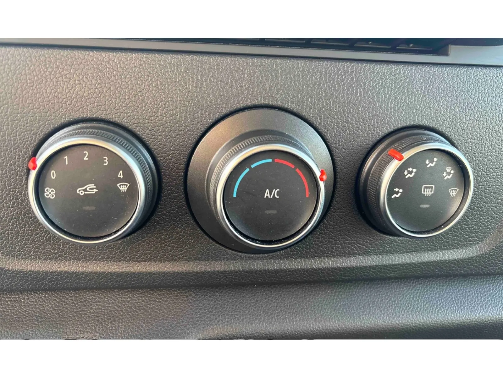 Acheter une renault MASTER FGN TRAC F3500 L3H3 BLUE DCI 135 d’occasion avec 37175km disponible immédiatement - photo 21