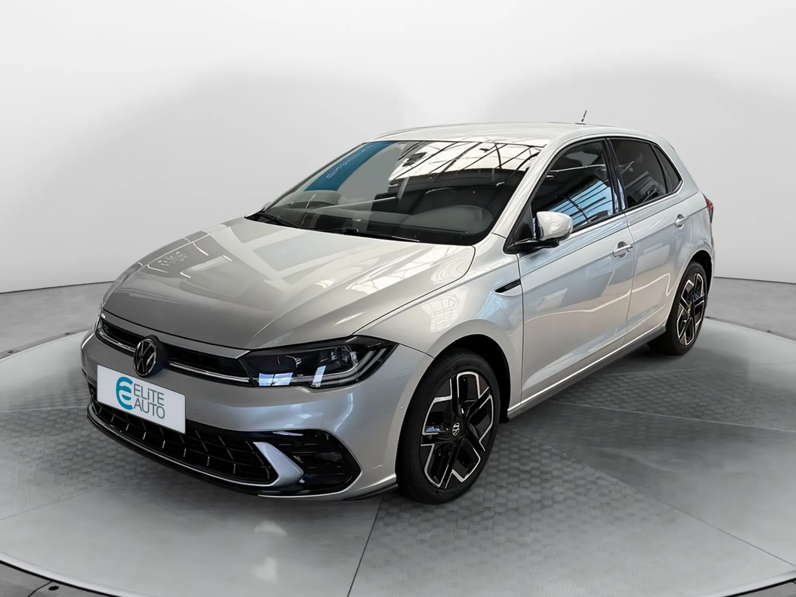 Acheter une volkswagen Polo 1.0 TSI 95 S&S BVM5 d’occasion avec 9865km disponible immédiatement - photo 1