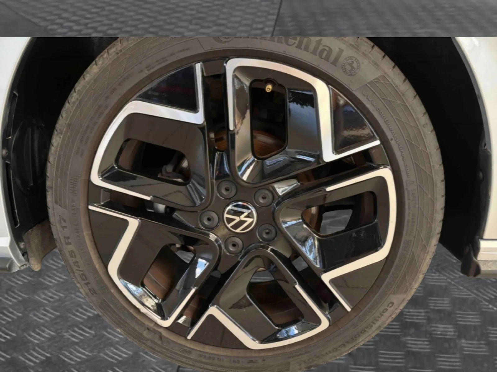 Acheter une volkswagen Polo 1.0 TSI 95 S&S BVM5 d’occasion avec 9865km disponible immédiatement - photo 14
