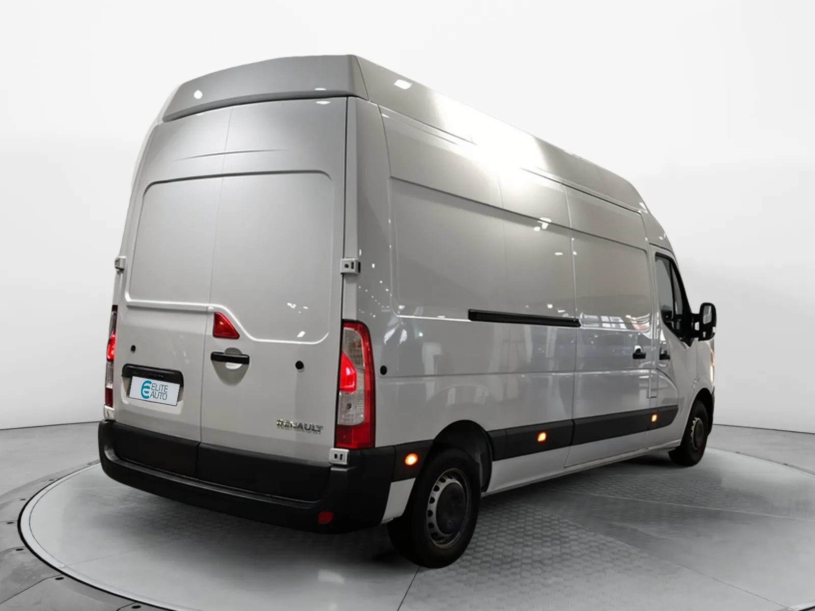 Acheter une renault MASTER FGN TRAC F3500 L3H3 BLUE DCI 135 d’occasion avec 27053km disponible immédiatement - photo 5